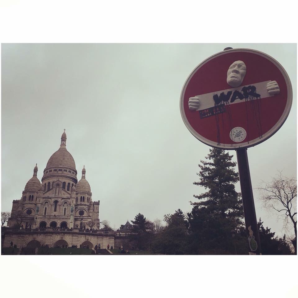 paris montmartre sacre coeur, Basilique du Sacré-Cœur, sacre coeur cathedral in paris and stop street sign as art piece for stop war