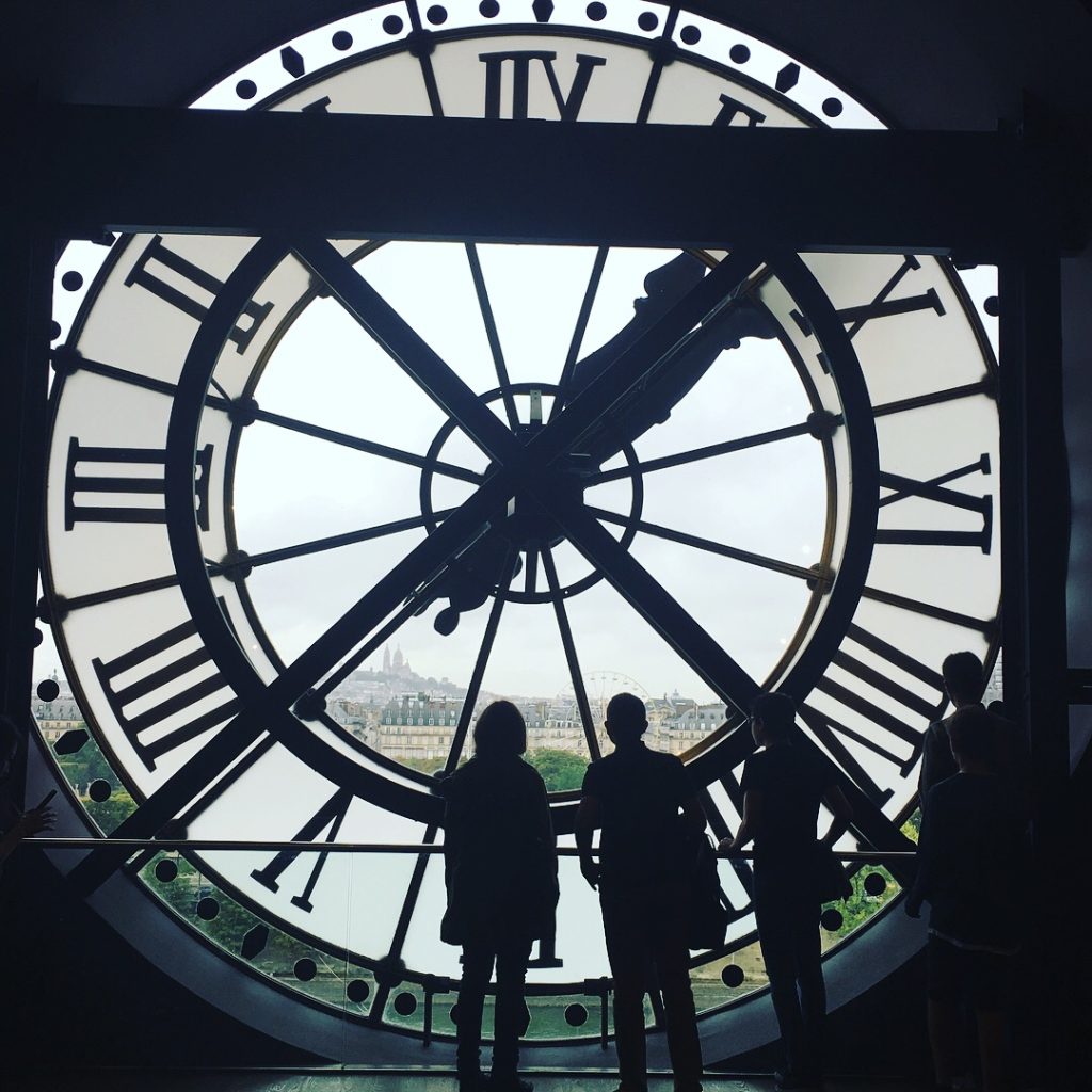 paris musee d'orsay window clock and paris city view, dorsay muziejus paryziuje