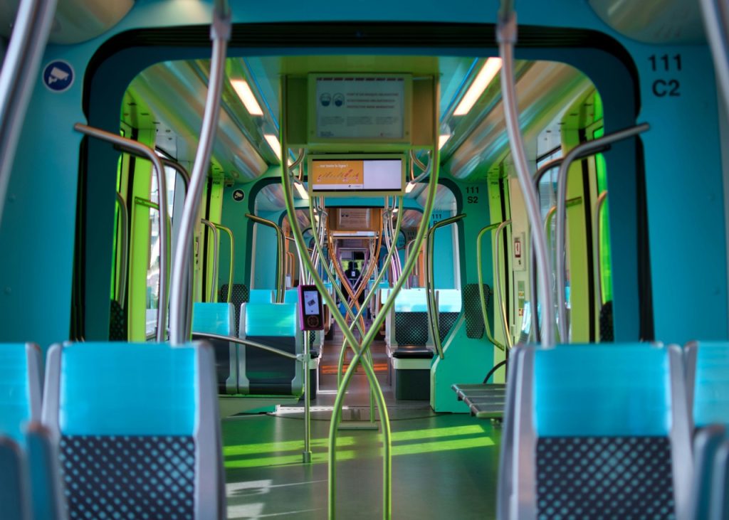 autubusas barselonoje vidus, inside a bus in barcelona spain